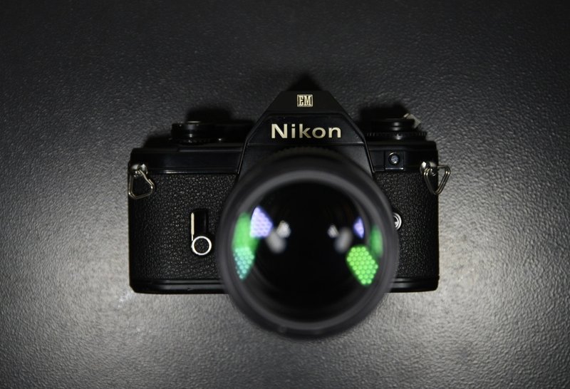 【经典古物】尼康 NIKON EM 1979年 75-150mm F3.5 底片单眼相机 - 相机 - 其他金属 