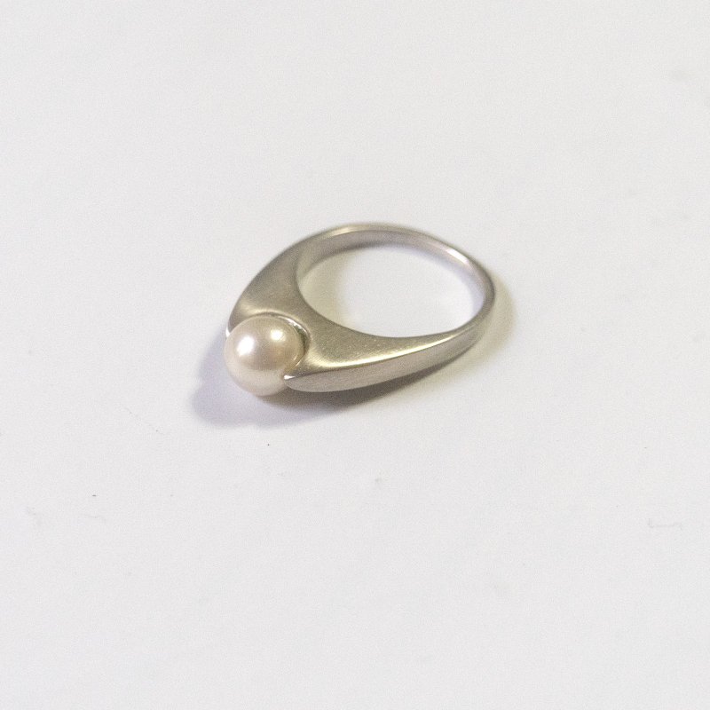 蝙蝠H型 珍珠戒指 Pearl Ring - 戒指 - 纯银 