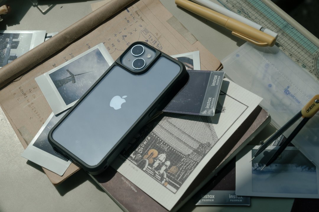 LINKASEAIR iPhone14 Pro Max 6.7寸 防摔抗菌挂绳玻璃壳 耀岩黑 - 手机壳/手机套 - 玻璃 黑色