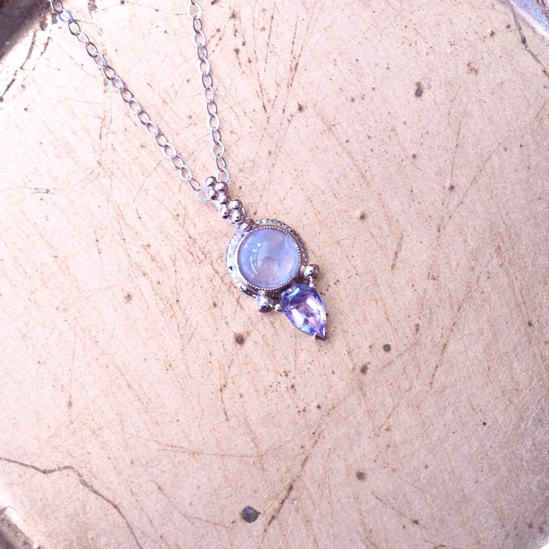 14KGF 月光石 紫水晶 小宝石手工项链 Moonstone Amethyst - 项链 - 半宝石 多色