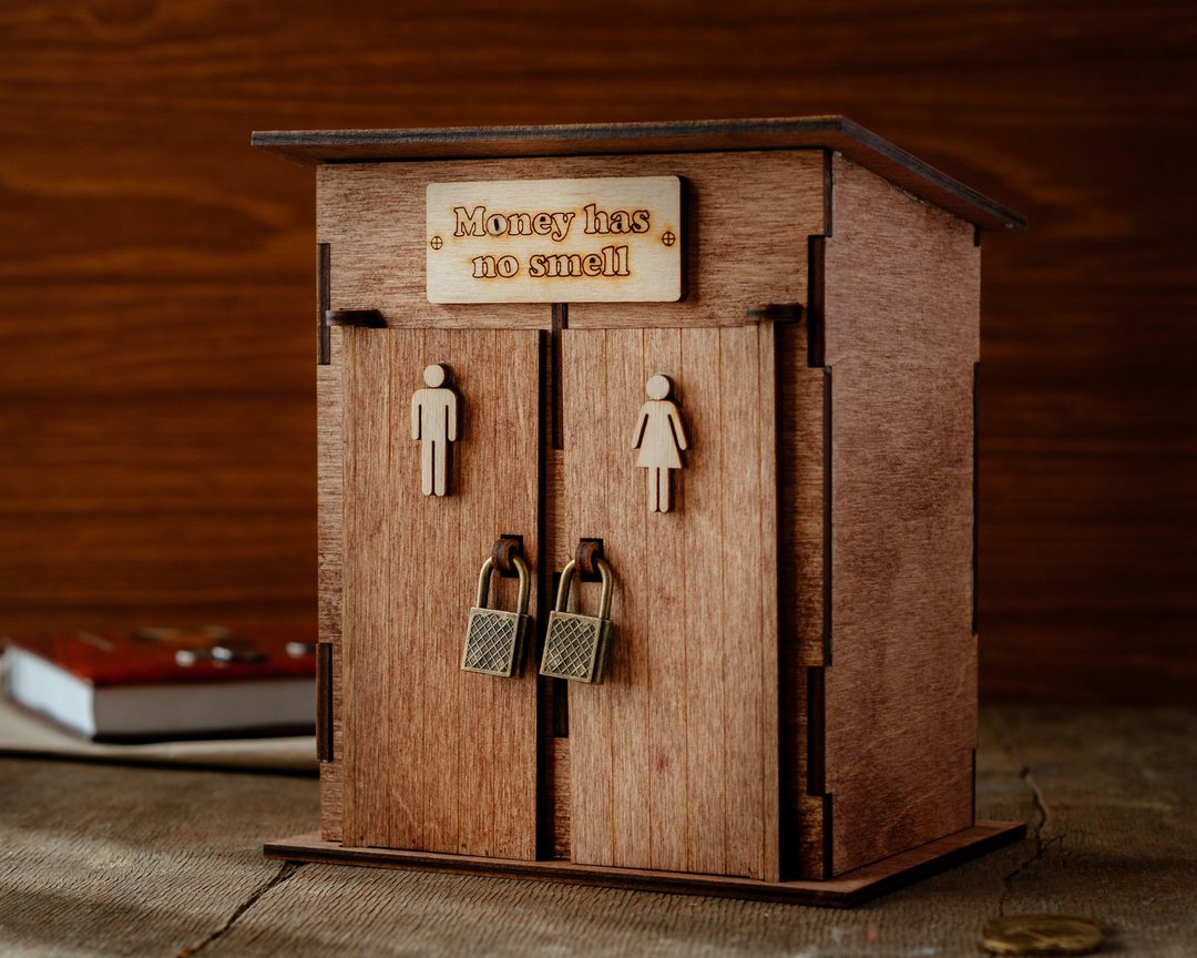 Wooden coin bank in shape of a toilet with padlocks Personalized piggy bank - 储蓄罐 - 木头 橘色