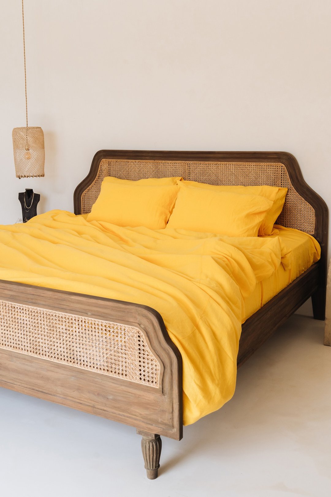 Bright yellow linen pillowcase /Yellow pillow cover /Euro, American, Taiwan size - 寝具 - 亚麻 黄色