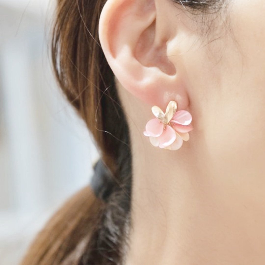 Flower-blooming frilled heart earrings | 18kgp | Sakura - 耳环/耳夹 - 其他材质 粉红色