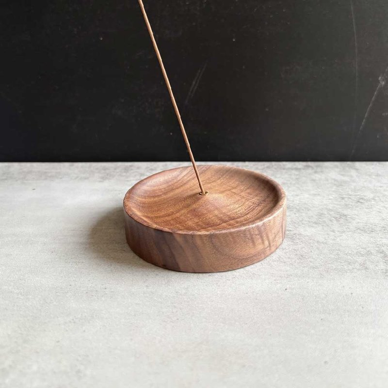 黑胡桃实木线香盘 香插 接灰盘 线香盘 线香插 线香座 线香 卧香 - 香薰/精油/线香 - 木头 