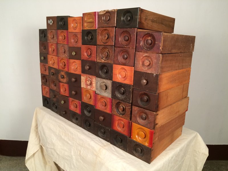 老品裁缝机缝纫机车针车木抽屉区木箱木盒壁柜市集金工项链手链坠子古道具工业风乡村杂货zakka北欧ikea咖啡多肉发廊婚纱 - 摆饰 - 木头 咖啡色