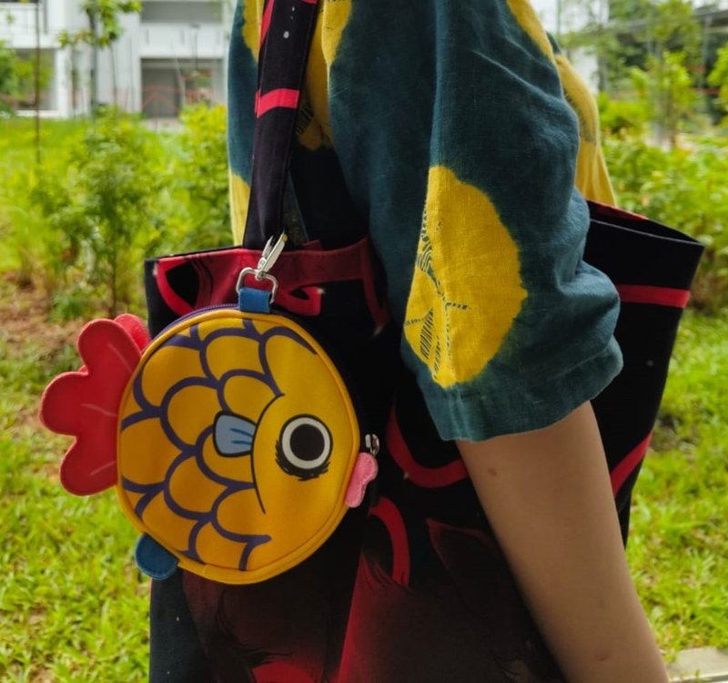 圆形鱼袋 - 侧背包/斜挎包 - 聚酯纤维 黄色