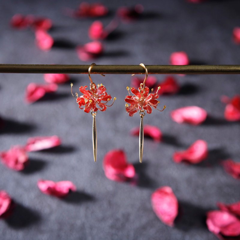 红蜘蛛百合耳针 - 耳环/耳夹 - 树脂 红色