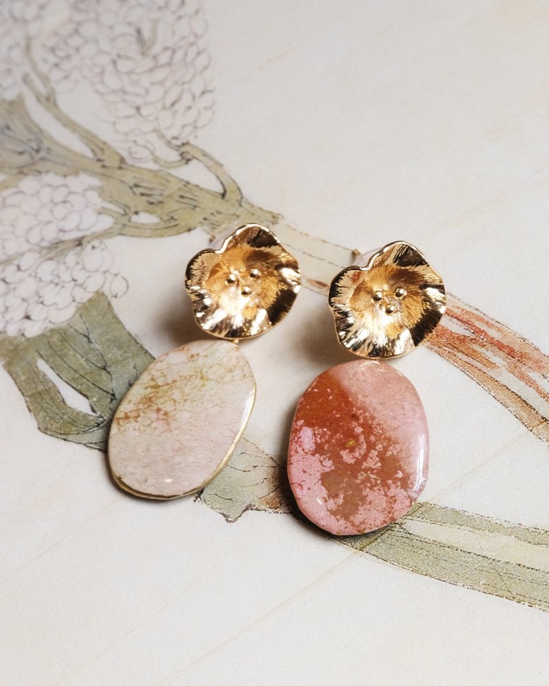 穿孔耳钉 绽放于色彩 - 耳环/耳夹 - 其他材质 粉红色