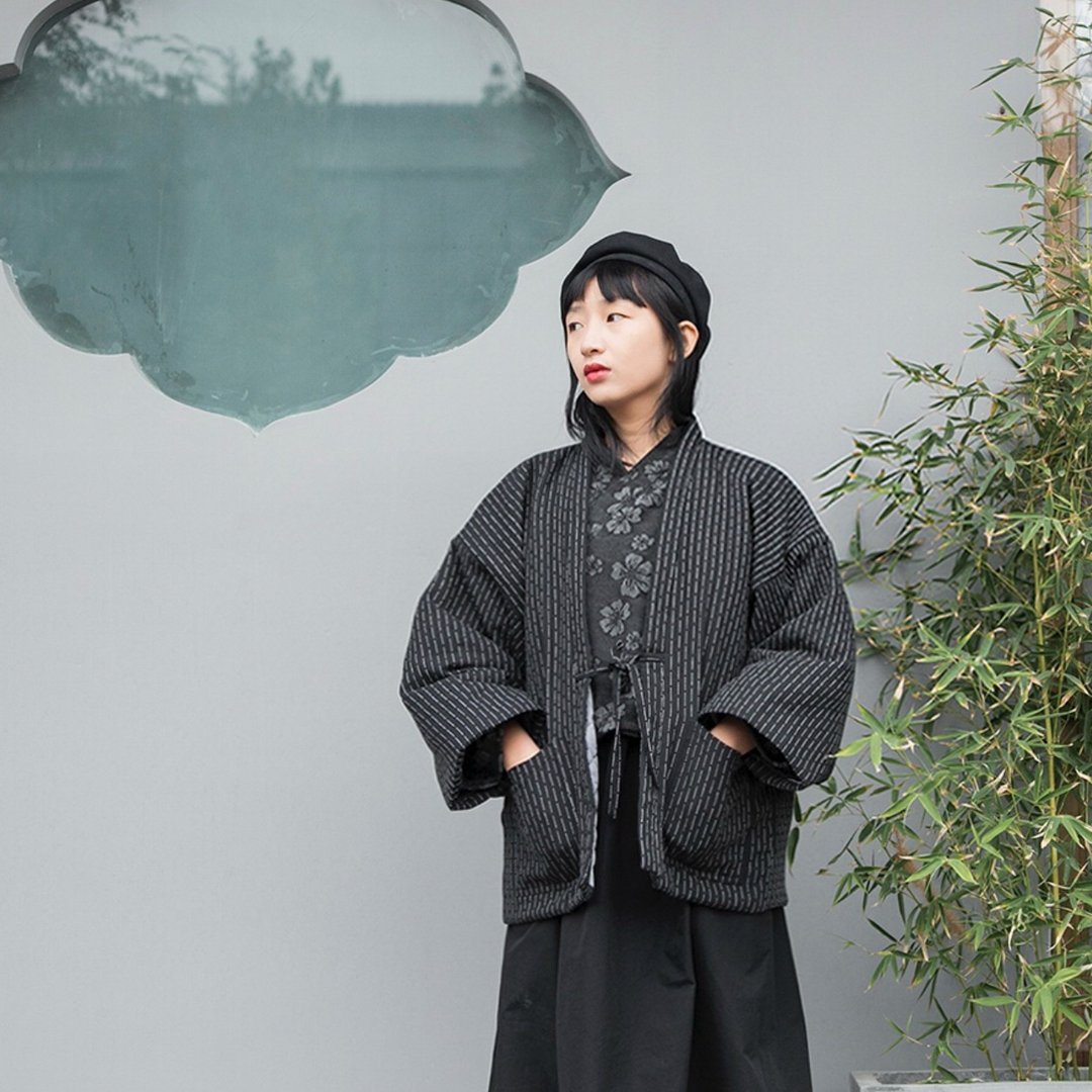 竖条纹 半缠式日式和服 羽织道袍外套/棉服 无性别穿搭 - 女装上衣 - 其他材质 黑色