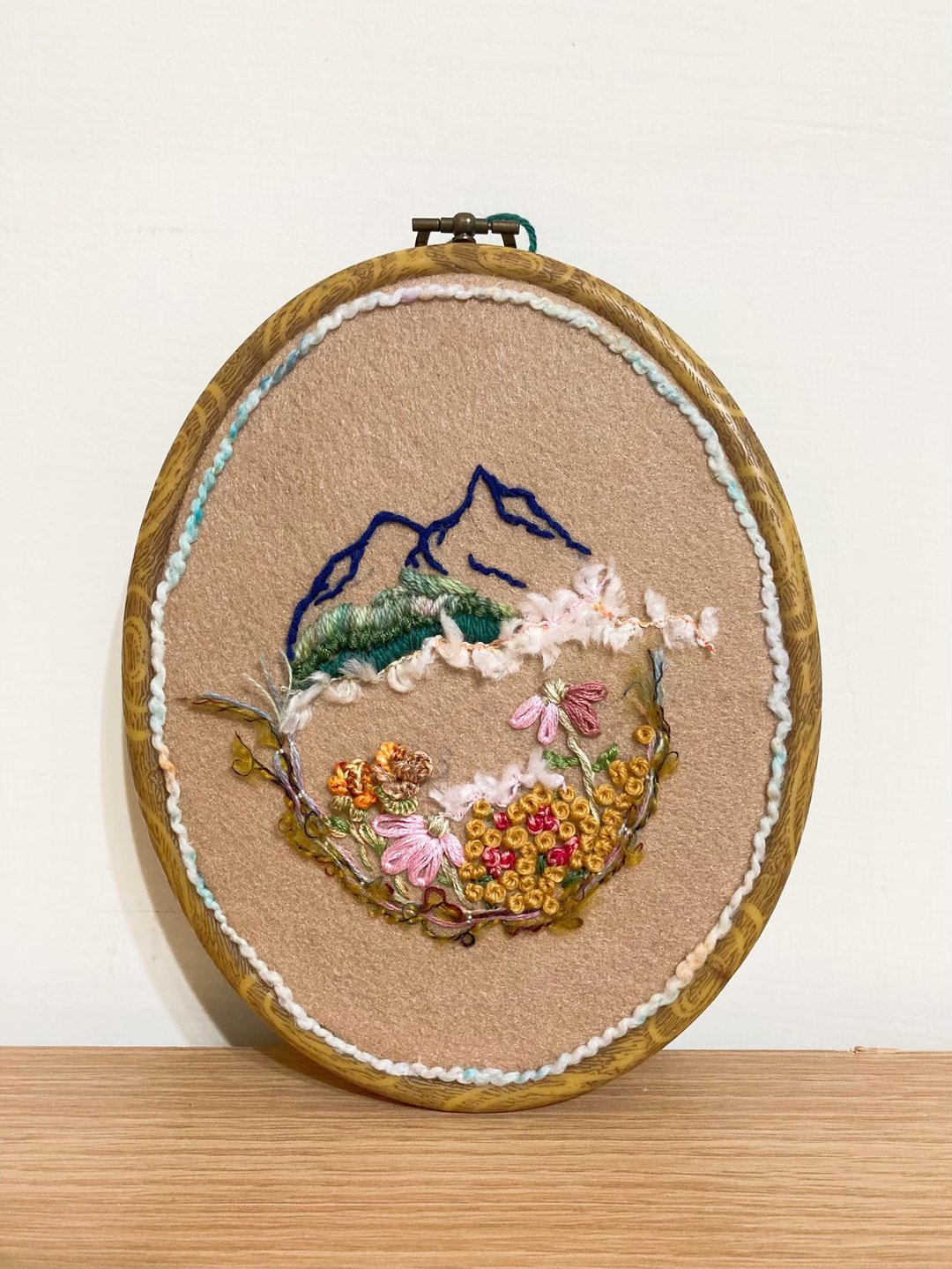 山间日和 手工刺绣艺术挂画 刺绣画 - 摆饰 - 绣线 