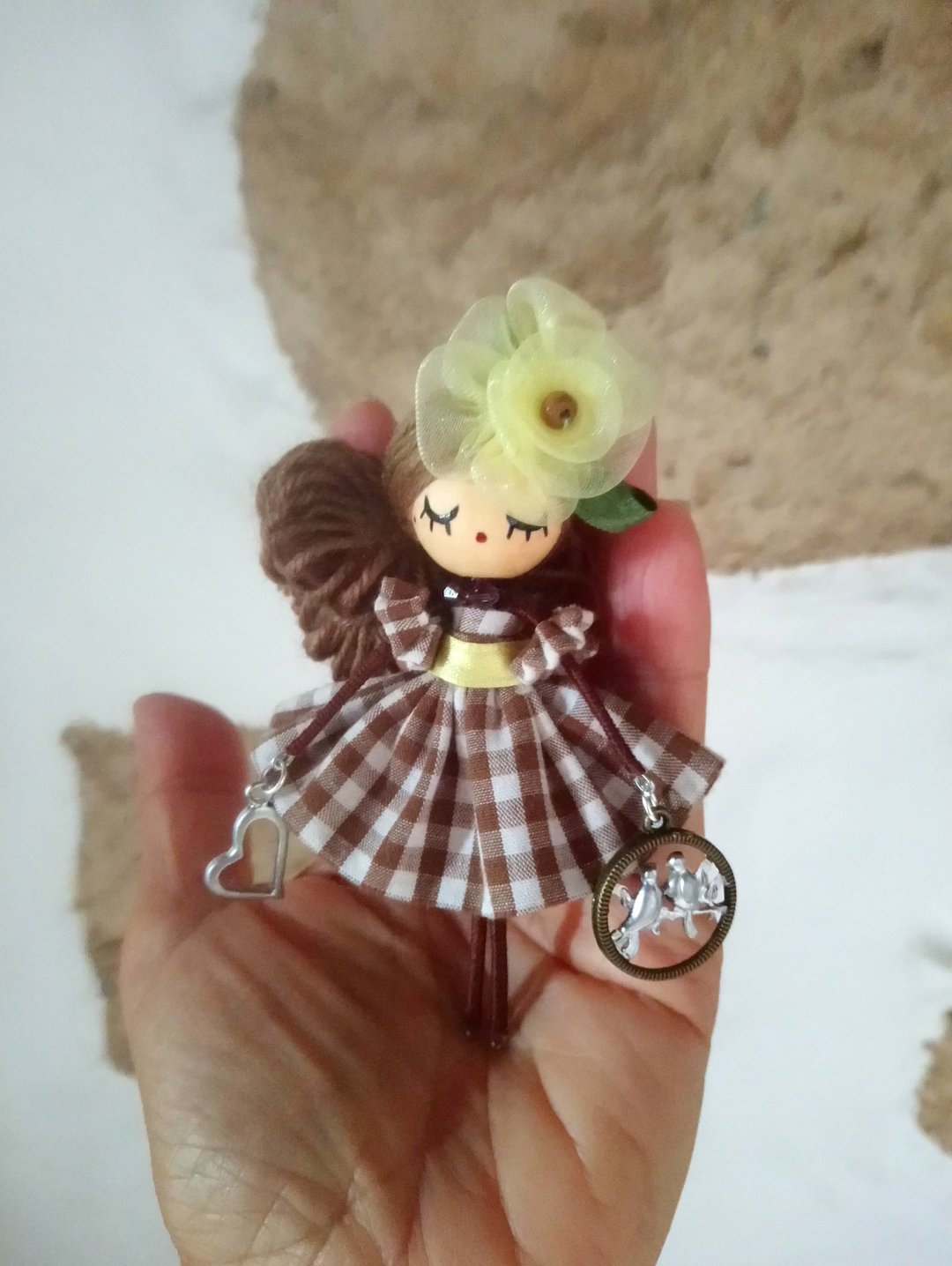 Brooch doll - 胸针 - 木头 咖啡色