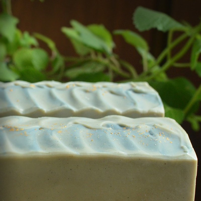 【月桂橄榄皂】阿勒坡皂, 月桂油, 天然矿泥, 冷制手作皂, 天然手工皂, 洗颜沐浴皂, 薄荷香脂微香 - 沐浴用品 - 植物．花 绿色