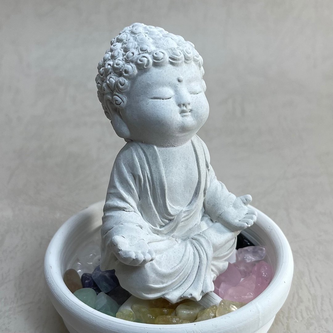 佛像摆饰 五行水晶矿石扩香之衲静小盘水晶套组 佛 水晶 母亲节 - 香薰/精油/线香 - 水泥 灰色