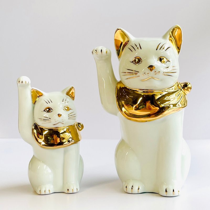 【开运招福】濑户烧-幸运招福金领巾纯白招财猫-13cm/19cm - 摆饰 - 瓷 白色