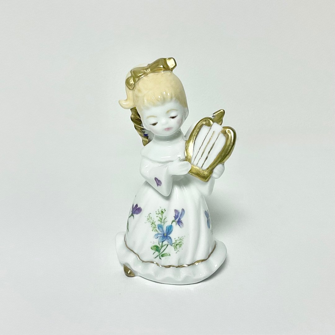 紫罗兰花裙天使陶瓷挂饰 ( 竖琴 ) : 手绘白瓷金彩装饰 - 玩偶/公仔 - 瓷 白色