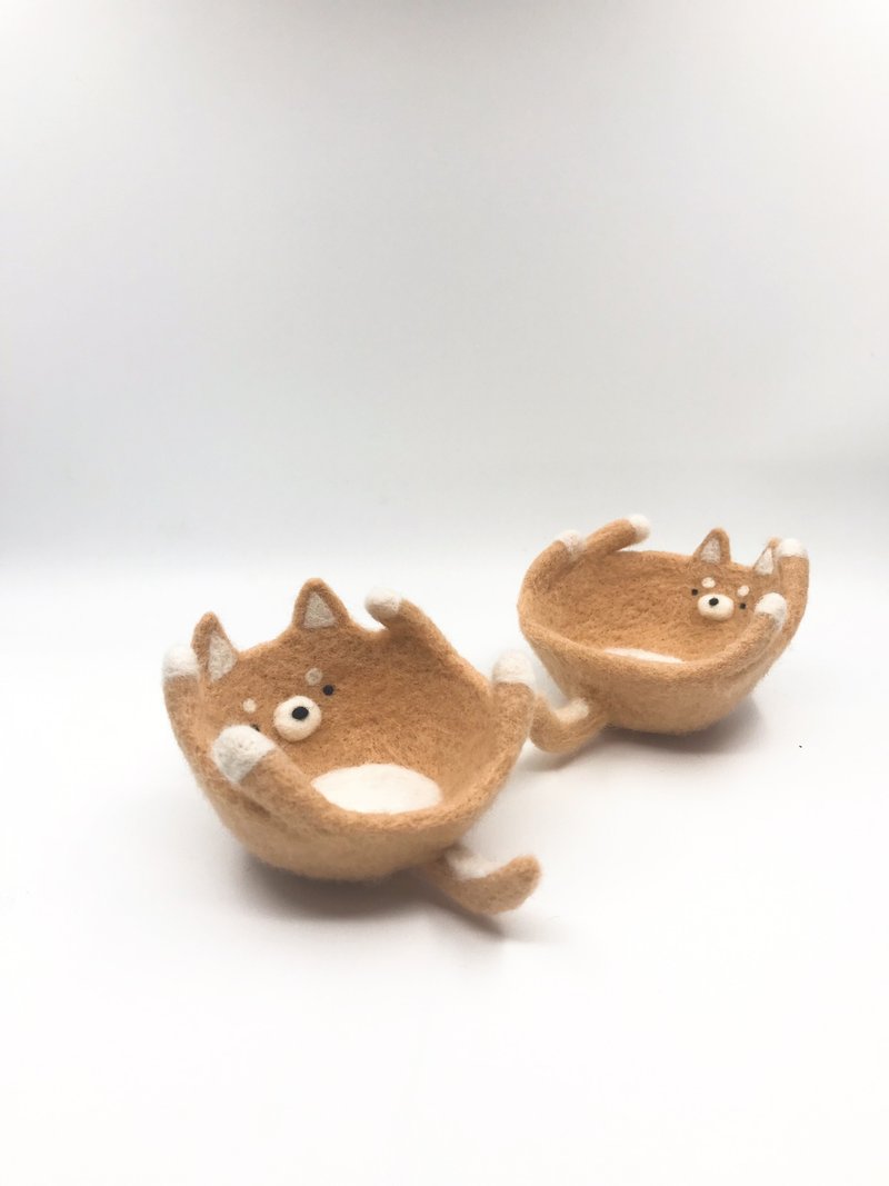 羊毛毡柴犬饰物盘 - 小 - 收纳用品 - 羊毛 卡其色