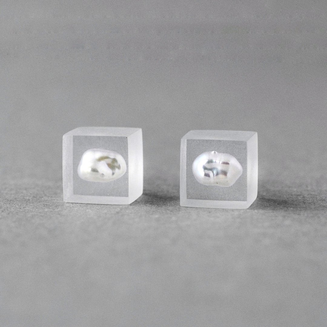 Pearl Earrings, Simple, Surgical Stainless Stainless Steel, Stud Earrings, Resin, Silver, Gift, Birthday Gift, Wedding - 耳环/耳夹 - 珍珠 透明