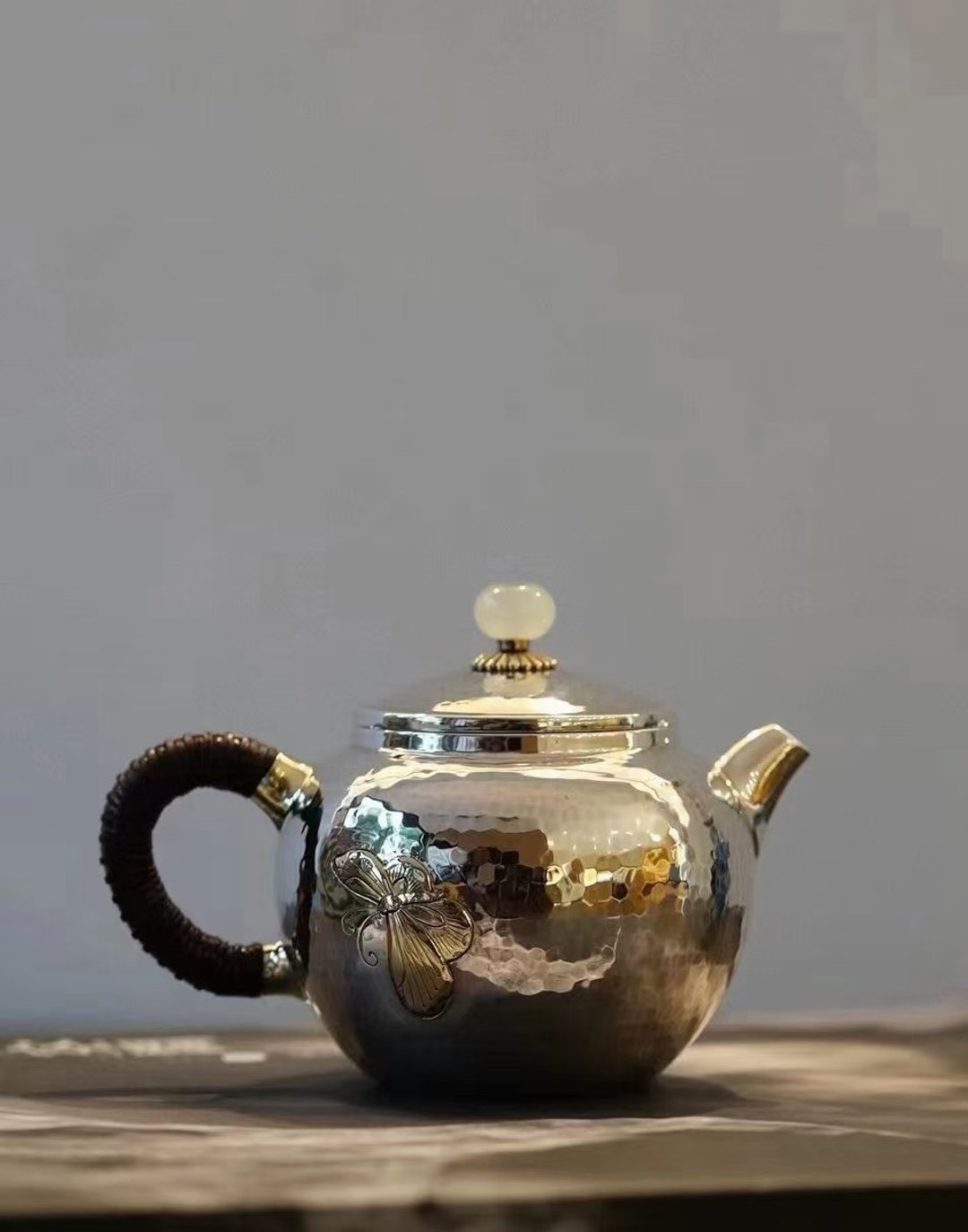 尚帧品 蝶舞生平银壶 纯银急须 泡茶壶 纯银9999 纯手工 150cc - 茶具/茶杯 - 纯银 