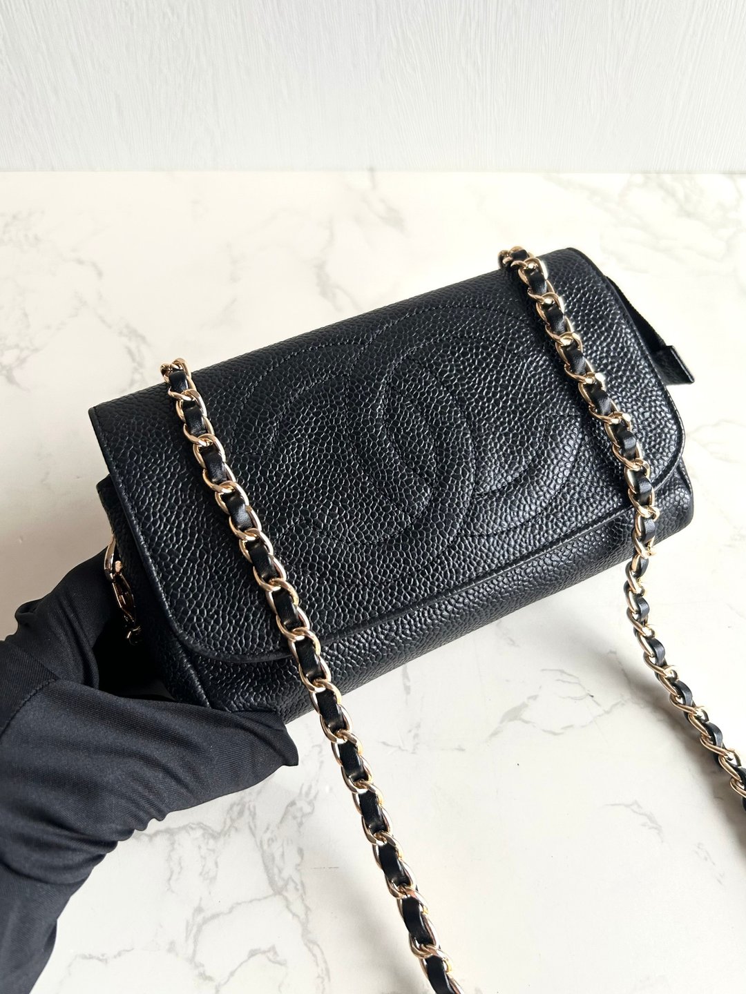 Chanel 连镜子黑金鱼子酱皮革包 侧背包 斜背包 中古包 二手古董包 - 侧背包/斜挎包 - 真皮 黑色
