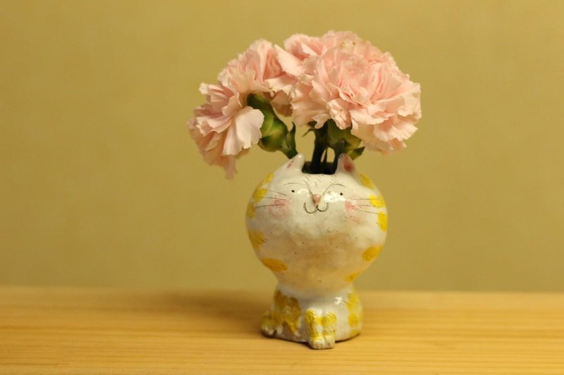 Flower arrangement of cat grinding stop. - 摆饰 - 陶 