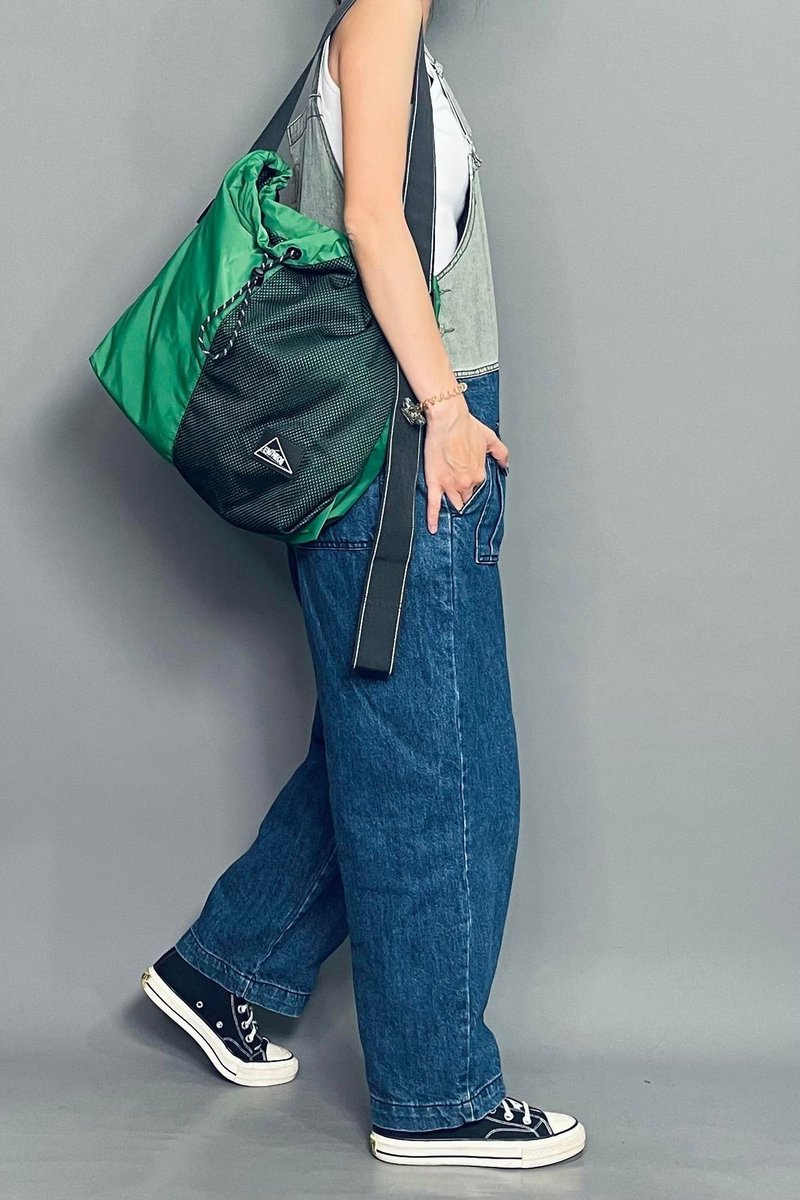 Dominic抽绳单肩袋 - 侧背包/斜挎包 - 环保材料 绿色