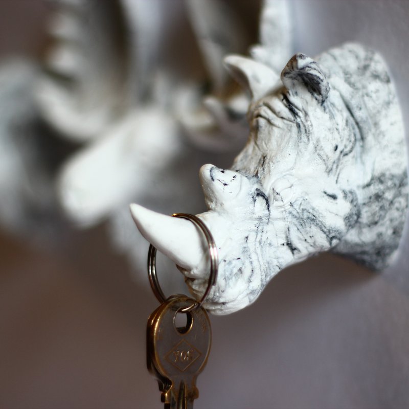 大理石。强力磁铁壁挂。犀牛 - 冰箱贴/磁贴 - 石头 白色