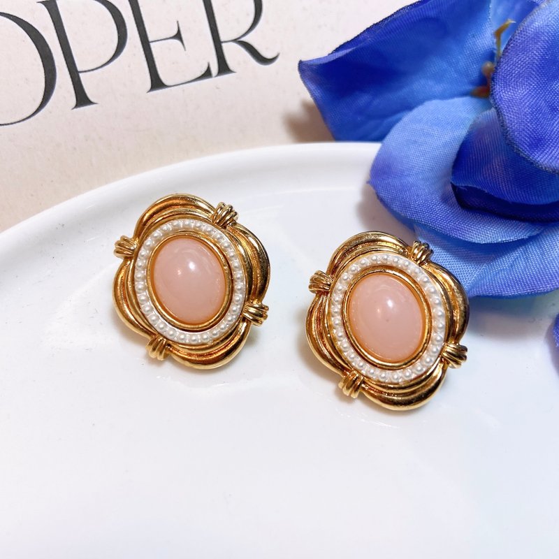 【西洋古董饰品】稀有精品 粉红宝石皇室镶嵌珍珠感线条 耳环耳针 - 耳环/耳夹 - 贵金属 金色