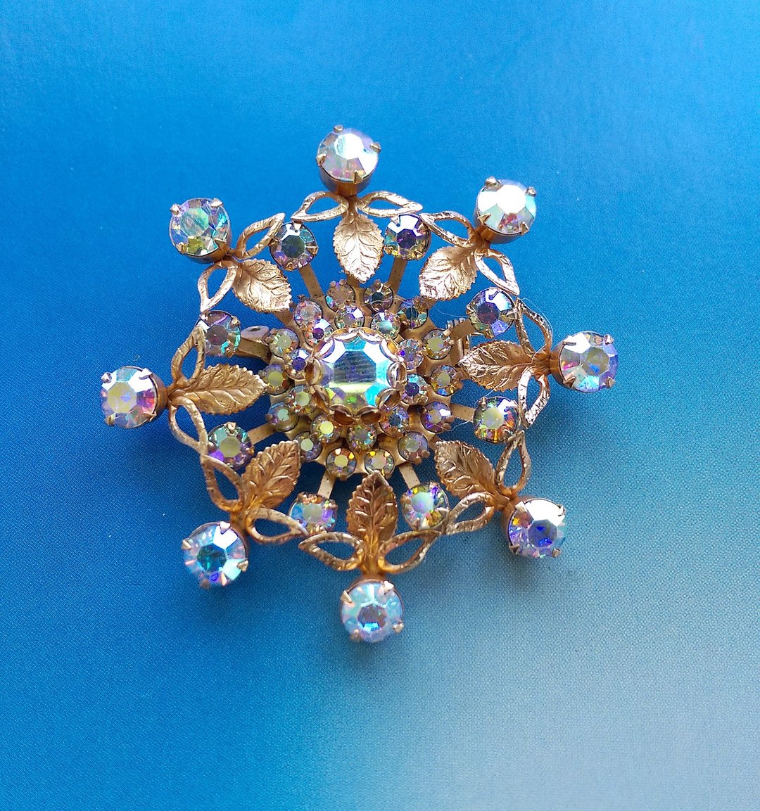 Vintage Jewelry 西洋古董饰品 炫彩 北极星光 雪花 金叶 别针 - 徽章/别针 - 其他金属 金色