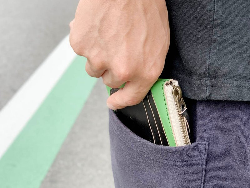 H-SLIM Men's-like cool casual half slim wallet Minimum compact HSW-GKK-K - 皮夹/钱包 - 真皮 绿色