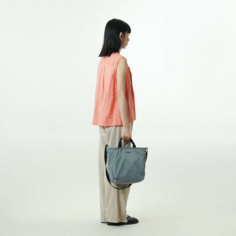 双面双色斜背单肩托特袋 JOLIE ECO 轻巧手提包 (淡绿蓝/陶卡其) - 侧背包/斜挎包 - 聚酯纤维 多色
