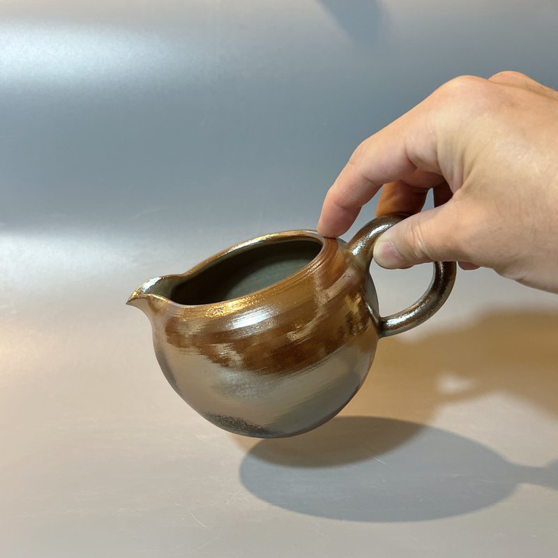 柴烧古铜金彩茶海 / 公道杯 / 小平凡手作 - 茶具/茶杯 - 陶 