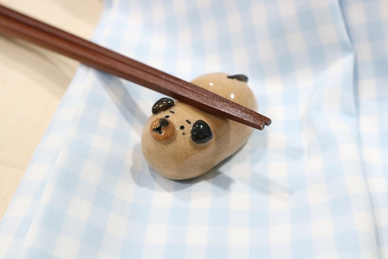 麻糬狗狗筷架/婚礼小物 - 筷子/筷架 - 陶 咖啡色