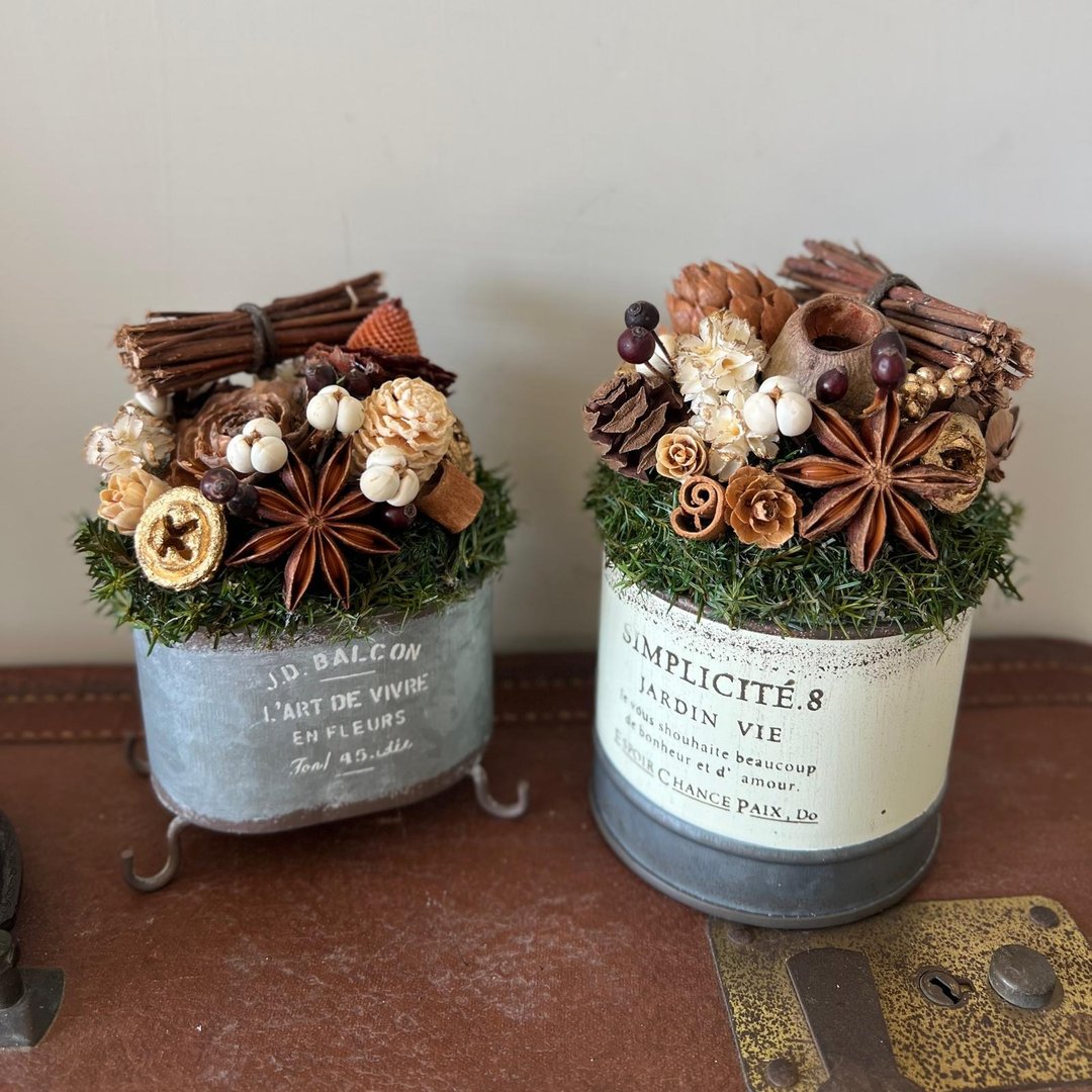 铁皮花器圣诞装饰・坚果雪松 Vintage Christmas Pot - 干燥花/捧花 - 植物．花 