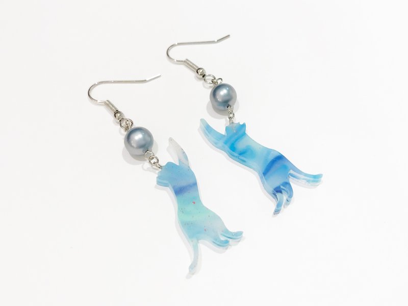 Cat piercing purity / earring "blue" - 耳环/耳夹 - 压克力 蓝色