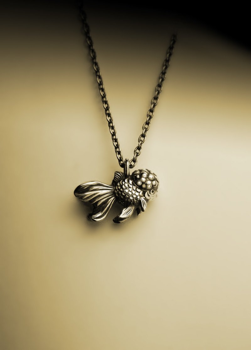 小立体狮头金鱼项链 - 项链 - 其他金属 银色