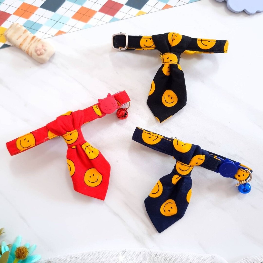 Happy Smiley fabric Cat fabric Cat Necktie Collar with Breakaway Safety Buckle - 项圈/牵绳 - 棉 黑色