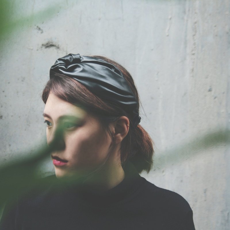 黑乌鸦 皮革布 手工 十字松紧发带 - 发饰 - 真皮 黑色