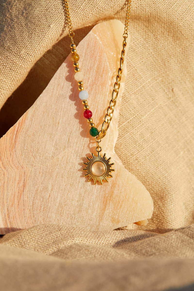 新品! ANJI 18K金 法式 天然猫眼石 太阳吊坠 顶级镀K金 波希米亚 - 项链 - 不锈钢 黄色