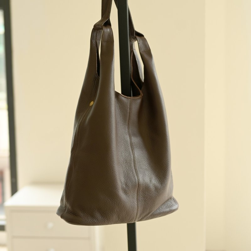 肩带双设计-软皮质肩背包-咖啡色 - 手提包/手提袋 - 真皮 咖啡色