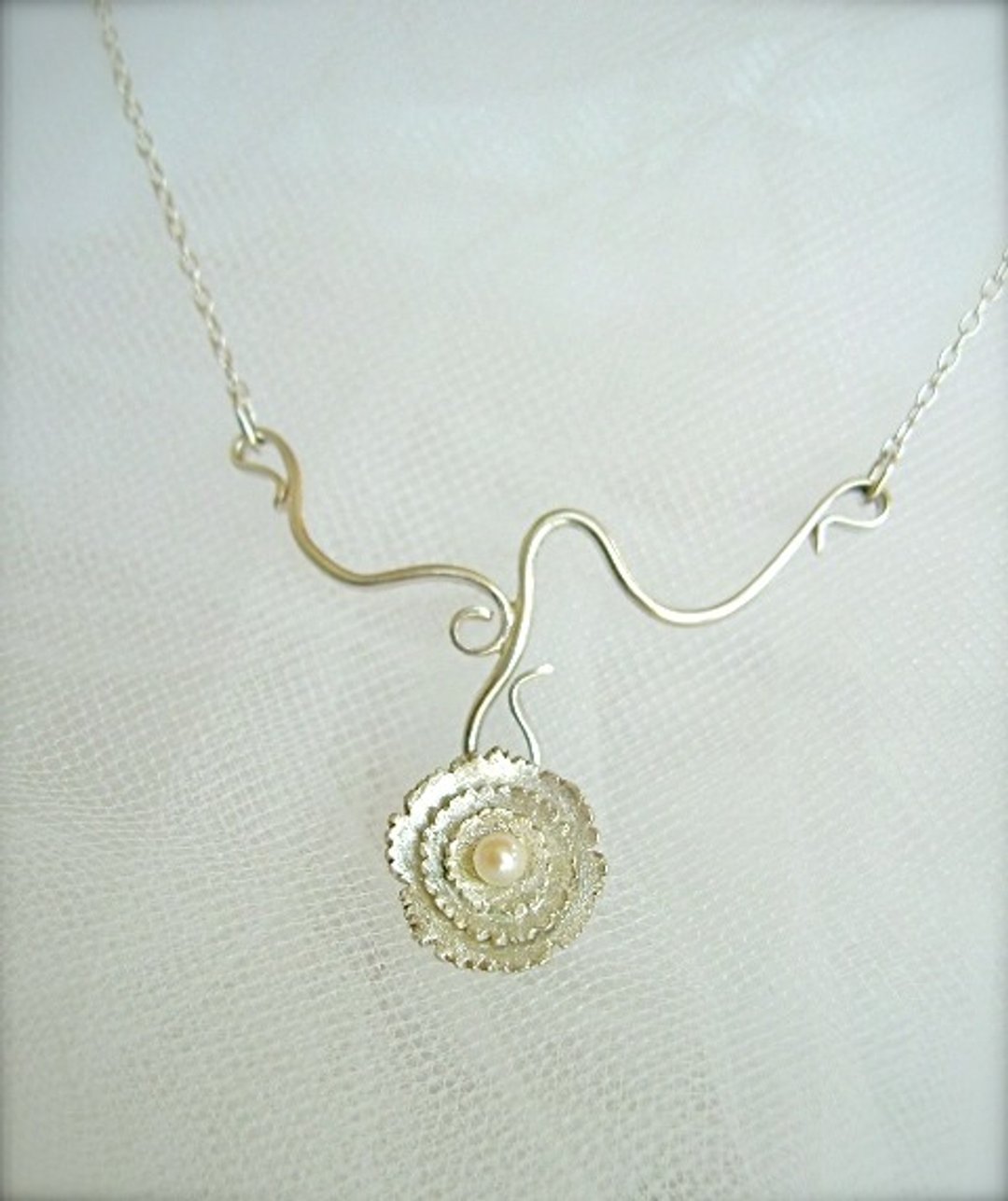 Small flower necklace - 项链 - 其他金属 银色