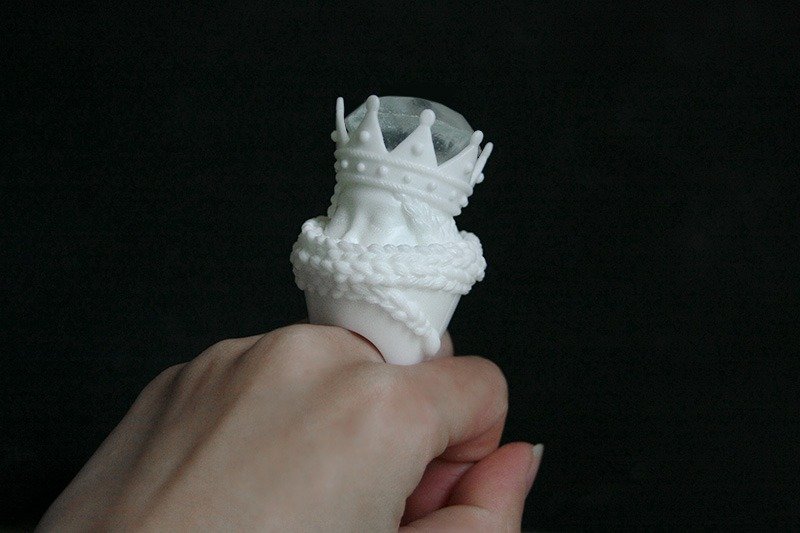 Q-TA × CHIMNEY "Princess of braids" - 戒指 - 塑料 白色