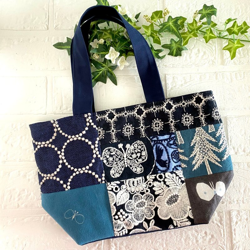 minä perhonen S 尺寸 托特包 minaperhonen - 手提包/手提袋 - 棉．麻 