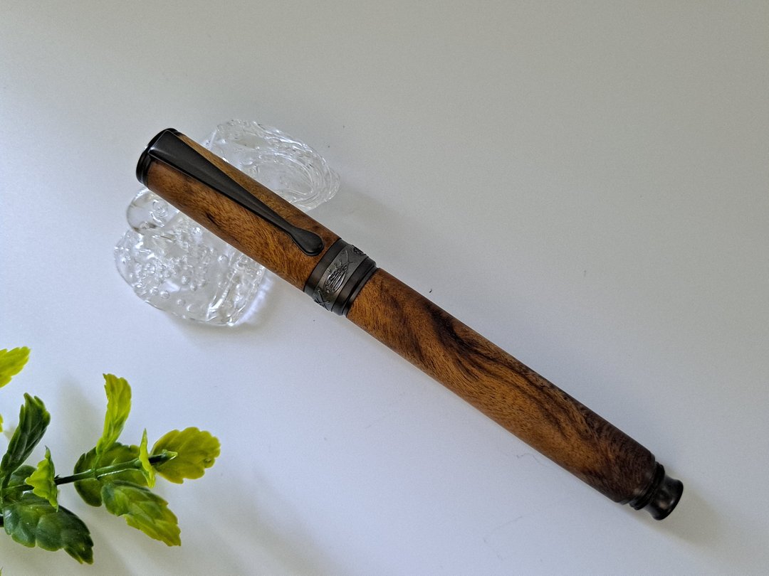 黄连木 原木 手工笔 钢笔 转转鱼款 - 钢笔 - 木头 