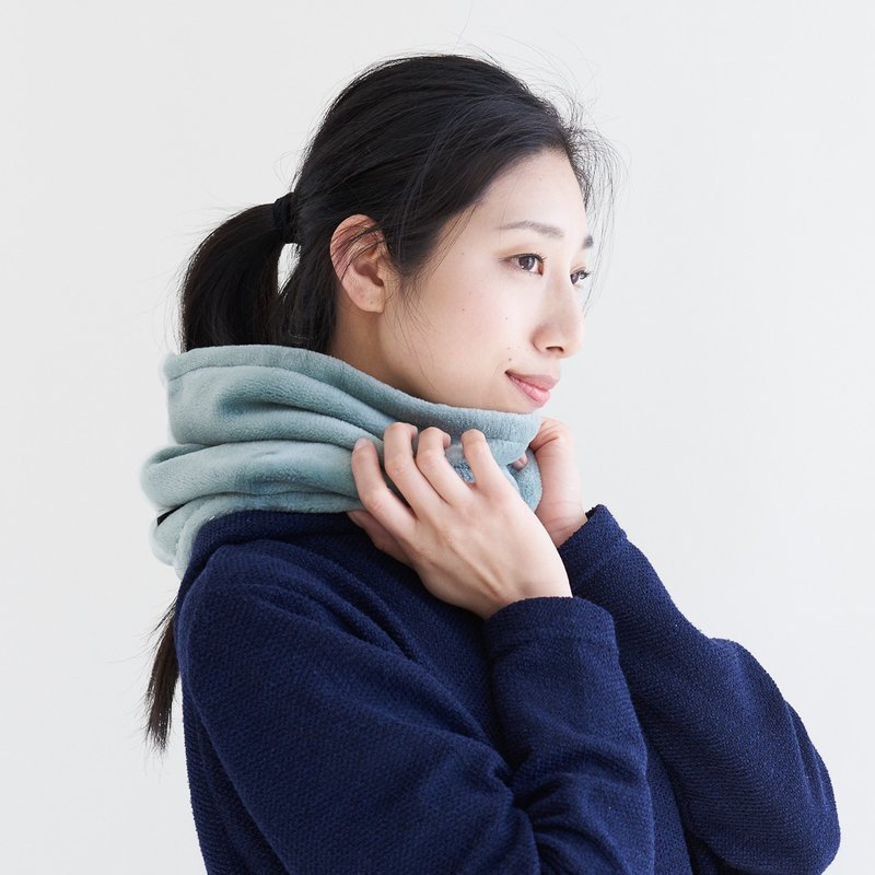 Neck Warmer, Cotton Blanket, Naturally Derived Antibacterial Treatment [Flood of Light] Cotton Blanket, Watercolor Touch, Skin-friendly - 围巾/披肩 - 棉．麻 灰色