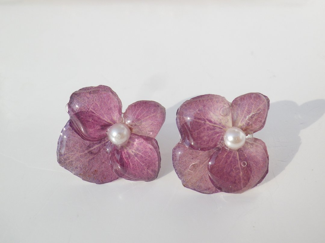 Annys workshop手作押花饰品, 手作真花耳环 (针式) - 耳环/耳夹 - 硅胶 