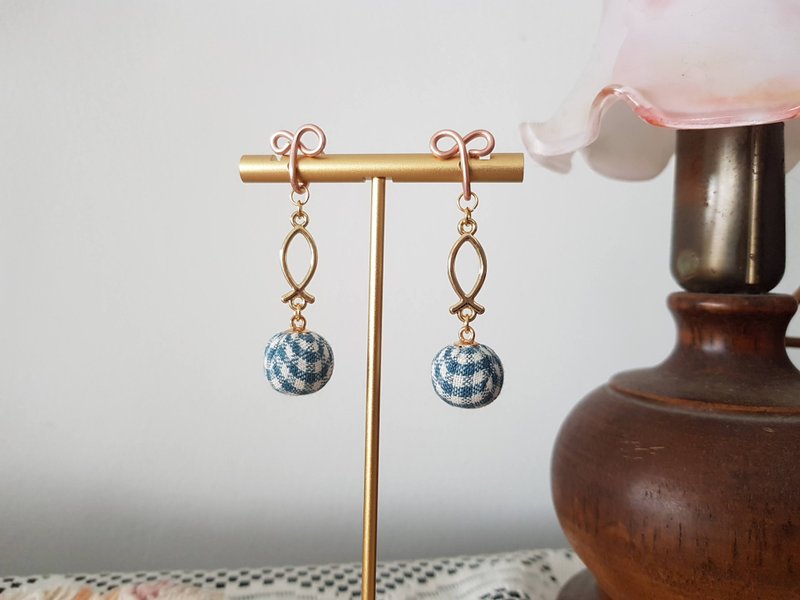 【小鱼的幻想】蓝色~无痛耳夹、夹式耳环、耳钩 - 耳环/耳夹 - 其他材质 蓝色