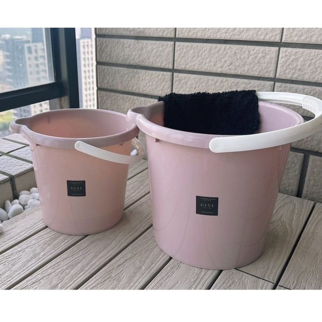 多件优惠-3L质感加厚手提水桶 储水 圆桶 洗澡桶 无印风 台湾制 - 卫浴用品 - 塑料 白色