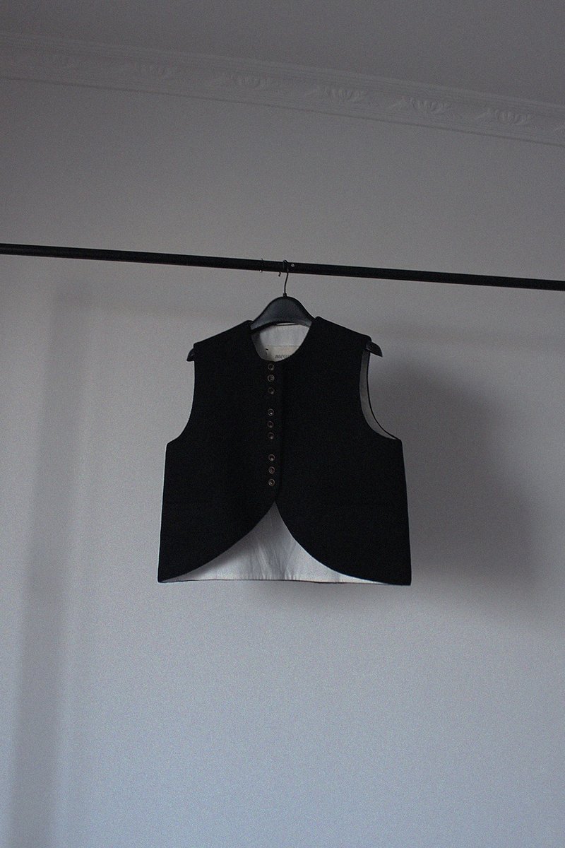 客製 復古羊毛呢圆领背心 秋冬 寬鬆 短款 黑色 - 女装背心 - 羊毛 黑色