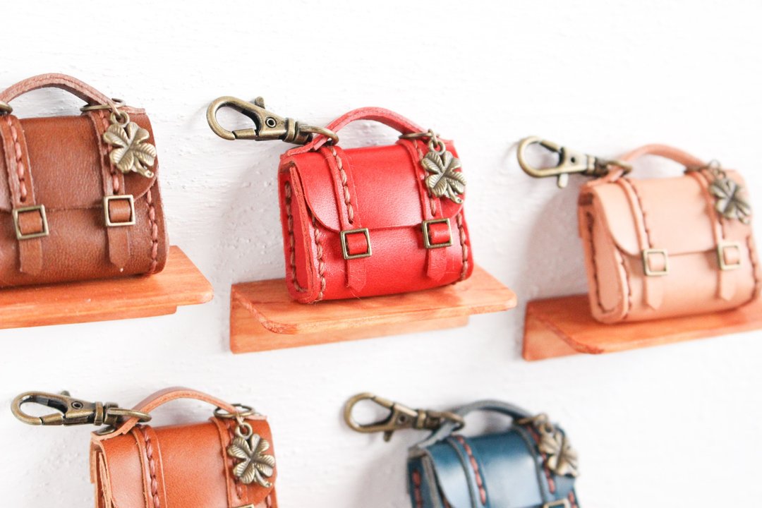 【订制商品】 Tochigi Leather 迷你书包造型吊饰/挂绳组 - 红色 - 吊饰 - 真皮 红色