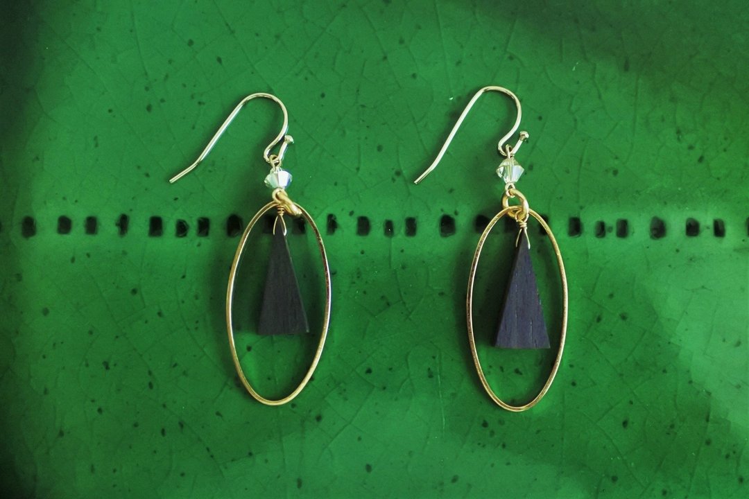 Ebony earrings G (U-shaped) - 耳环/耳夹 - 木头 黑色